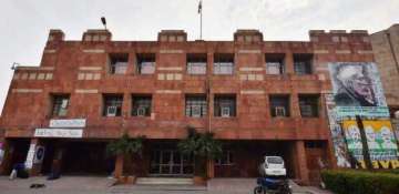 Gates of JNU school to close by 6 pm, AISA alleges varsity 'curtailing' freedom of movement