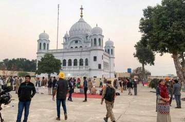 Kartarpur corridor Pakistan to issue 10,000 visas to Sikh pilgrims