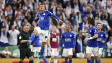 Leicester City's Jamie Vardy celebrates scoring his side's first goal of the game against Burnley, during their English Premier League soccer match at the King Power Stadium in Leicester, England, Saturday