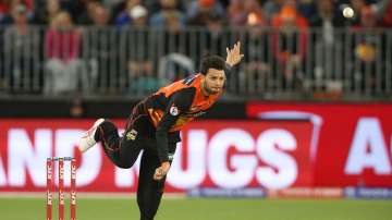 Usman Qadir of the Scorchers bowls during the Big Bash League match between the Perth Scorchers and the Sydney Thunder at Optus Stadium on January 24, 2019 in Perth, Australia