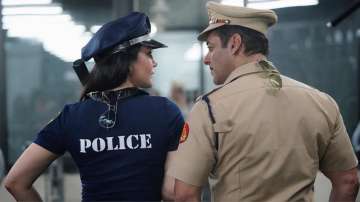 Preity Zinta meets Policewala Gunda Salman Khan