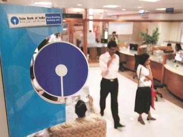 SBI customer attention! Know how much balance you need to keep in savings account or pay hefty penalty