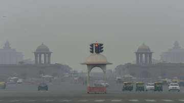 College students protest against govt's inability to counter health emergency in Delhi