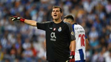 Iker Casillas returns to training six months after heart attack