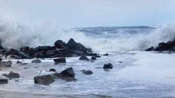 Cyclone near Africa to bring rain in Guj, fishermen warned