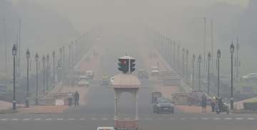 Delhi's air quality 'very poor', but drastic decline unlikely
