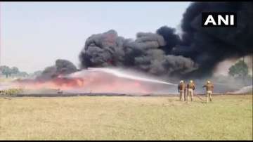 Crusher plant vehicle set ablaze in Unnao amid clashes between police and agitating farmers