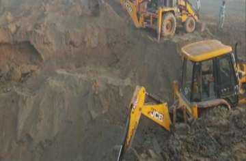 Three-year-old boy falls into newly dug borewell in Telangana