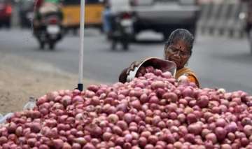 Onion off the plates at houses, hotels in Bengaluru due to soaring price