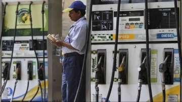 Petrol prices above Rs 73/litre for 3rd consecutive day