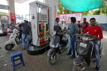 Petrol price Latest News: Petrol price at 1-year high, diesel stable, Benchmark crude oil Brent crud