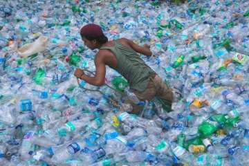 Kerala government bans single use plastic from January 1 (Representational image)