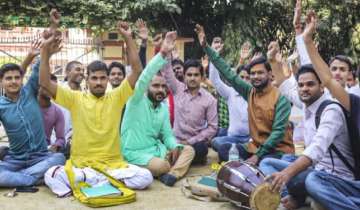 After students now ex-faculty object to BHU Muslim Professor