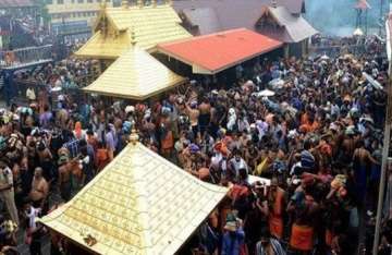 Ahead of Sabarimala Temple opening, Police sends back 10 Andhra women 