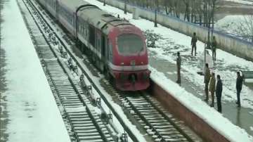 Rail service in Kashmir resume, mini buses on roads in valley