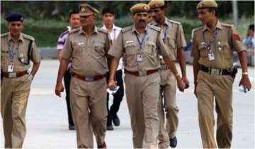 UP: 22 IPS, 25 IAS officers transferred