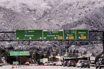 Video: Massive traffic jam on icy state highways in snow-blanketed California 