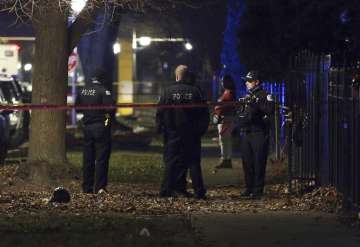 13 people shot at house party in Chicago