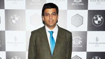Viswanathan Anand registers first win at Legends of Chess tournament