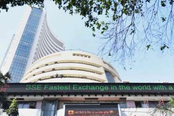 Sensex, Nifty close higher ahead of RBI policy decision