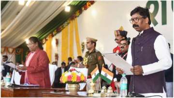Hemant Soren sworn in as Jharkhand Chief Minister | LIVE
