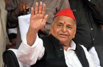 Former UP CM Mulayam Singh discharged from Mumbai hospital