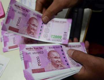 Rs 2000 notes in india, Rs 2000 notes banned or not, Rs 2000 notes discontinued or not, will Rs 2000