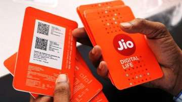 Reliance Jio ups tariff by 40 pc, says 300 times more benefit