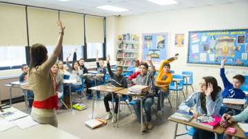 Smaller class sizes not always better for students: Study