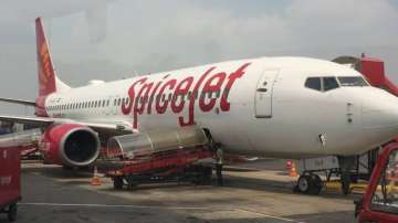 SpiceJet flight from Mumbai makes emergency landing in Kolkata after fuel leakage