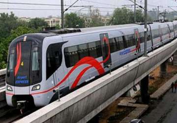Delhi Metro's Yellow Line faces delay