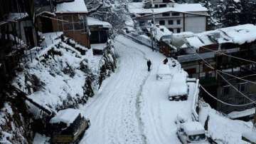 Avalanche warning issued in five Himachal districts
