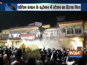 Portion of Bardhaman Railway Station building in West Bengal collapses