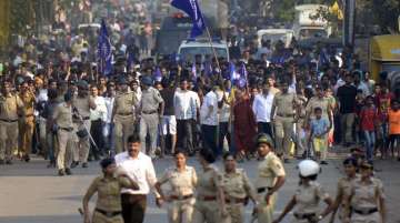 Lakhs pay tribute at Koregaon Bhima war memorial