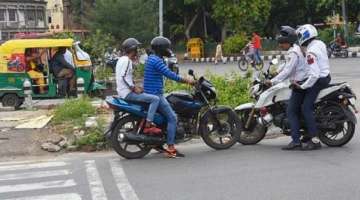 delhi traffic police