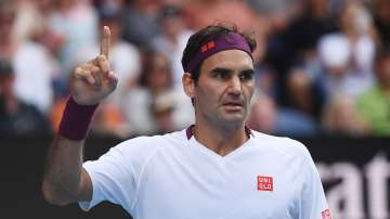 Australian Open 2020: Roger Federer storms into semifinals with hard-fought win over Tennys Sandgren