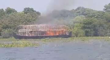 Houseboat catches fire in Kerala, 13 tourists escape unhurt