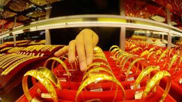 Gold prices fall Rs 766 per 10 gram; silver also tumbles Rs 1,148