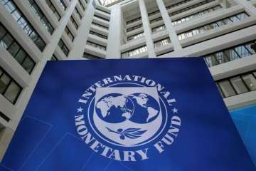 IMF slightly revises downwards global growth outlook; new projections estimate growth at 3.3% in 2020