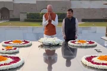 Amazon, Jeff Bezos, Mahatma Gandhi, Raj Ghat, PM Modi