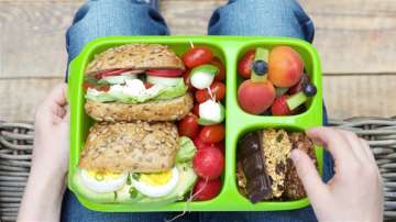 Children's packed lunches lack nutritional quality: Study