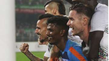 Mohun Bagan's in-form Spanish midfielder Joseba Beitia gave the home team the lead in the 18th minute as the Mariners went into the break 1-0 up.