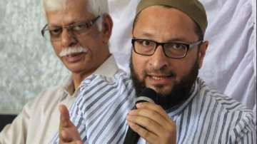 Owaisi expresses solidarity with "brave students of JNU"