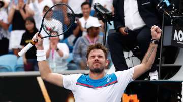 Australian Open 2020: Stan Wawrinka edges Daniil Medvedev to enter quaterfinals