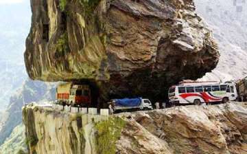 Family of 5 killed as vehicle falls into gorge in J&K's Kishtwar district