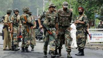  Senior officials review security situation in south Kashmir 
