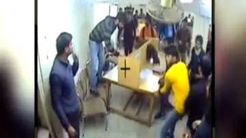 Jamia library violence video, Jamia Millia Islamia, Jamia video