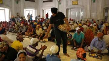 Northeast Delhi violence: Gurudwaras open relief camps, organise langars