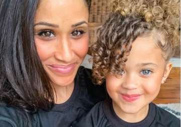 Akeisha shared a picture of herself with her daughter a few days ago, which went viral due to her uncanny resemblance with Meghan Markle.
