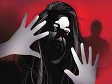 Minor girl sets herself ablaze after being gangraped by three men in MP's Betul (Representational im